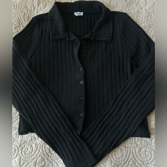 Collarded Button Up Long Sleeve - Picture 1 of 3